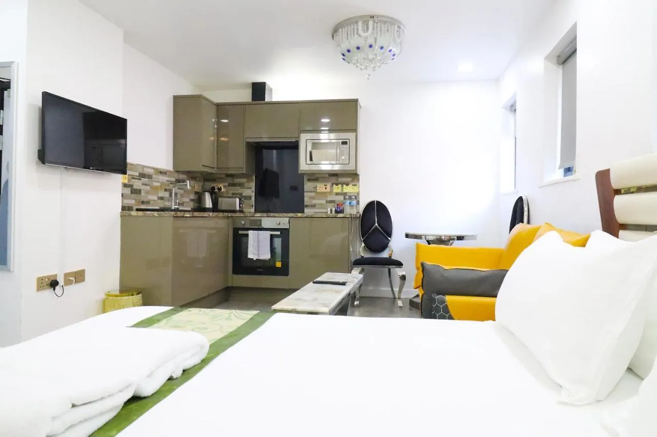 Queen Stay Apartments Σέφιλντ